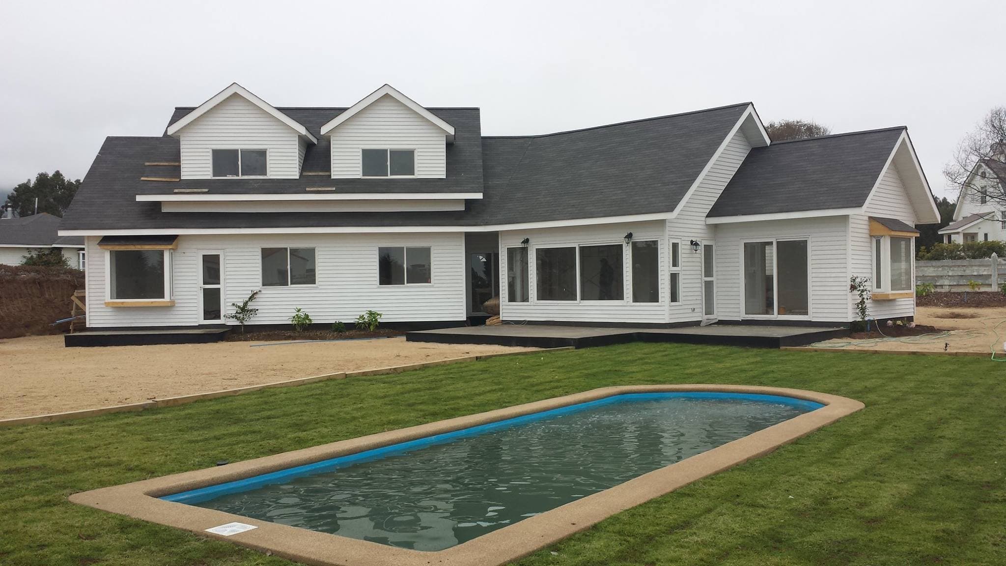 Jardín y Exteriores